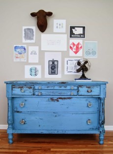 Annie Sloan Chalk Paint blue bureau